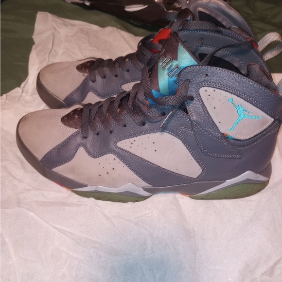 Men Jordan sneakers - Picture 6 of 6